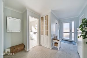 Photo 17- click for photo gallery